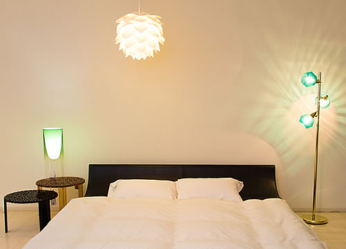 ウォーターベッド 寝室照明